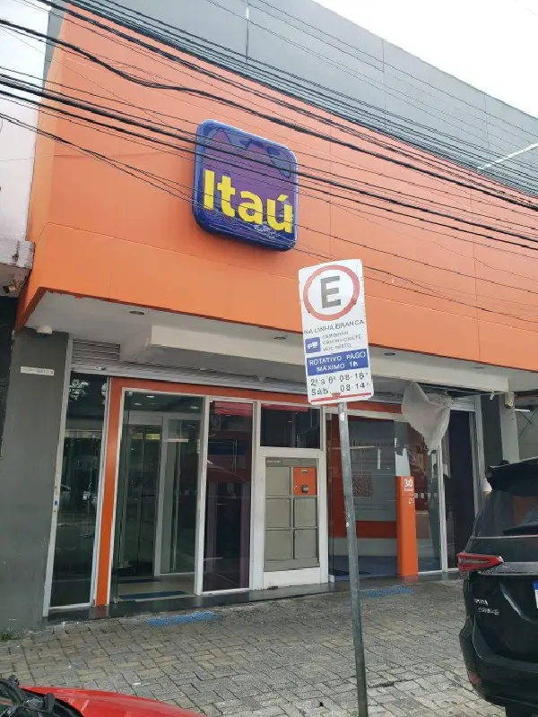 Imagem de Itaú — Serviços no Brás, São Paulo