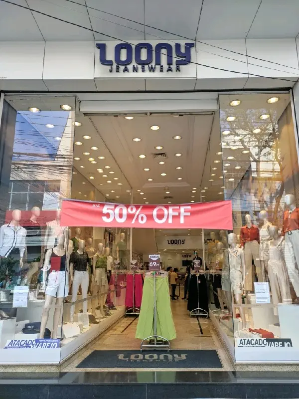 Imagem de Loony Jeanswear — Moda no Brás, São Paulo