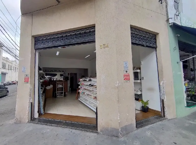 Imagem de Pollo 33 — Botas no Brás