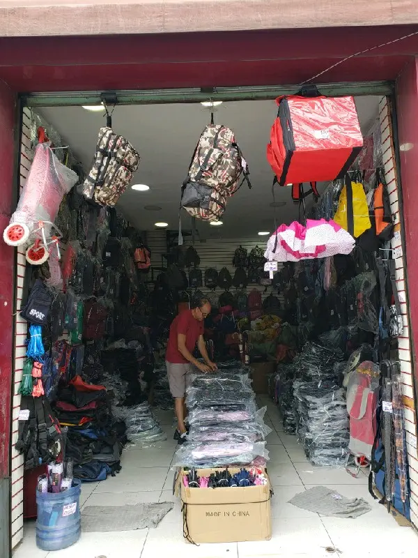 Imagem de Ponto Final — Mochilas no Brás