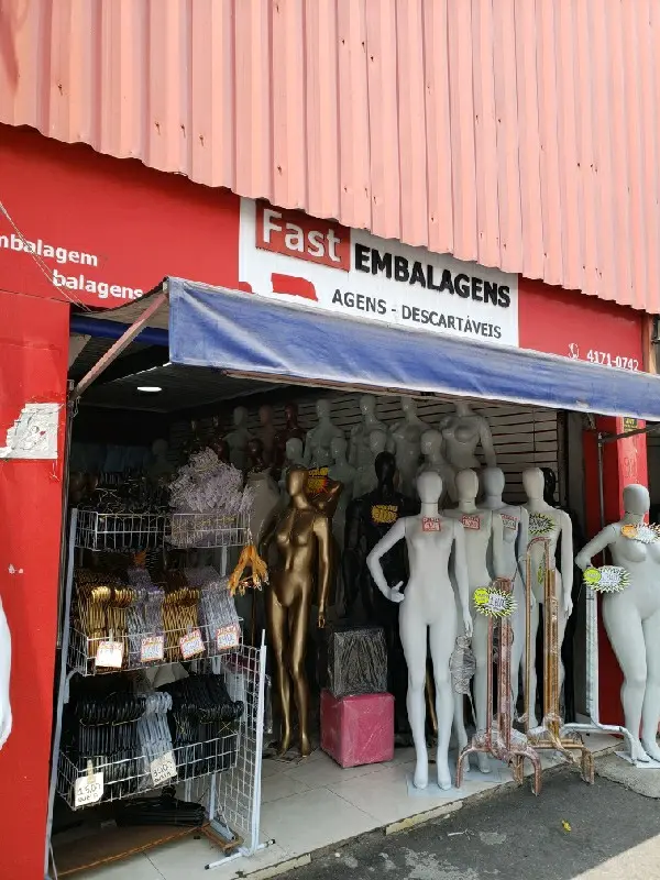 Imagem de Sa Expositores — Móveis para lojas no Brás