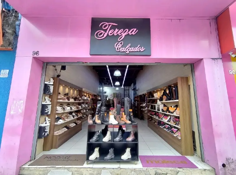Imagem de Tereza Calçados — Botas no Brás