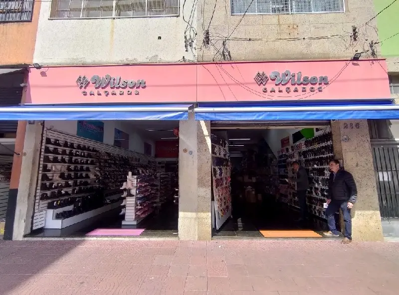 Imagem de Wilson Calçados — Botas no Brás