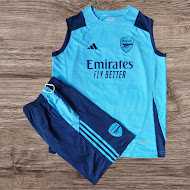 Conjunto esportivo Arsenal com estampa Emirates, azul claro – Atacado no Brás