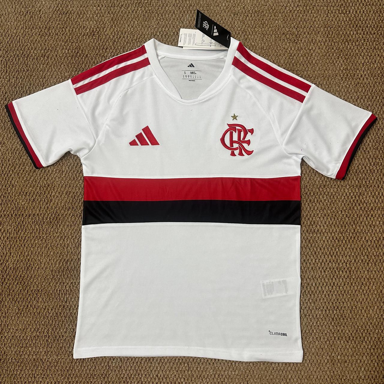 Camiseta Adidas Flamengo branca com faixa rubro-negra – Atacado no Brás